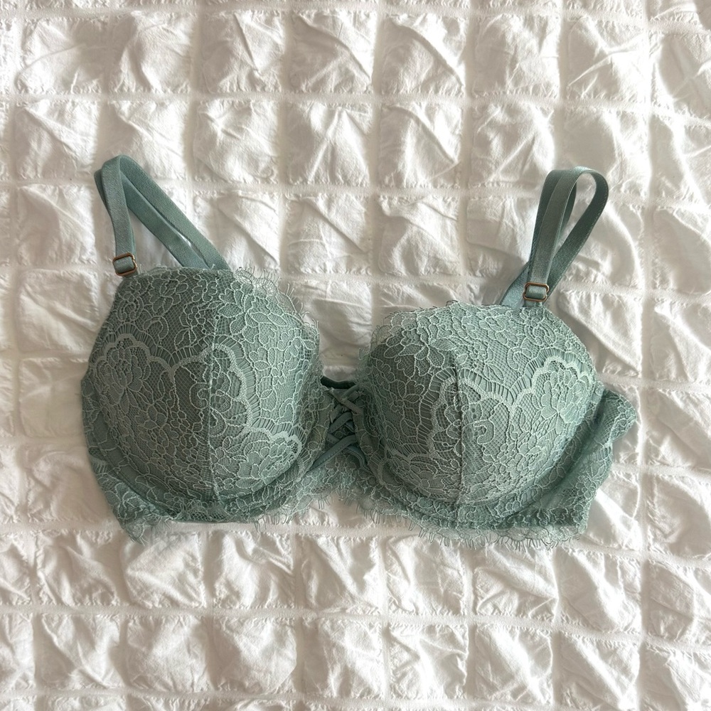 Victoria's Secret Sage Green Lace Underwire Bra